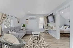 Little Italy, Self-checkin, Wi-fi - Windsor