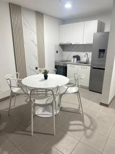 Reginas Sky View Apartment 32nd floor