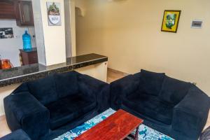 TWO BEDROOM Delamere Apartment