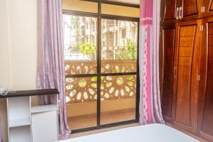 TWO BEDROOM Delamere Apartment