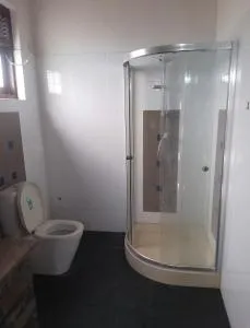 Sadagala piyasa sancharaka banglow - 基林德