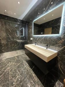 appartement de standing avec jacuzzi exterieur