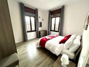 Lovely Bridge View Apartment Close to Padua City Center