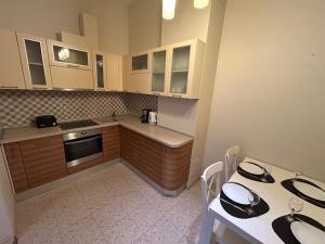 OLD TOWN Republika - 2 rooms - Self Check In - 24 hours - Free parking