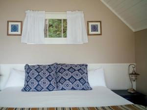 Studio Cottage with Lake View room in Basin Harbor