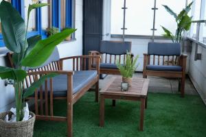Stylish Forest View - Apartment