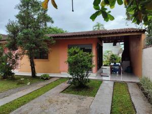 Casa na Boraceia, 100 M praia c roupas cama e banho