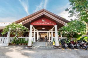 Phuket Leelavadee Hua Ting Resort