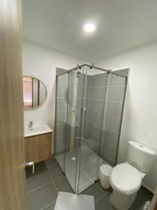 Pool house close to the airport