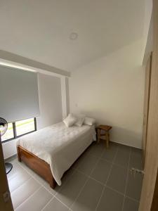 Pool house close to the airport