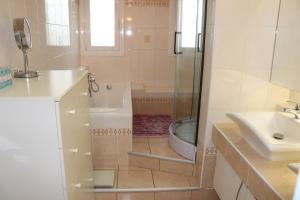 Maisons de vacances La maison du theatre : photos des chambres