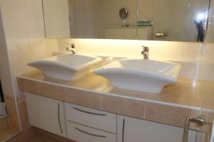 Maisons de vacances La maison du theatre : photos des chambres