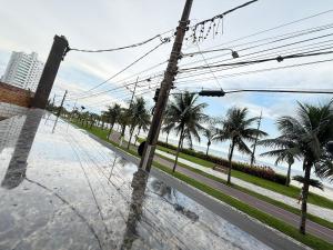 Pé Na Areia Praia do Caiçara IV
