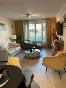 Appartements Beau 2P, tres equipe, localisation parfaite/AC : photos des chambres