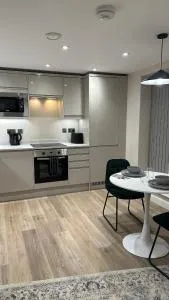 Luxe Life Residences - Central Station