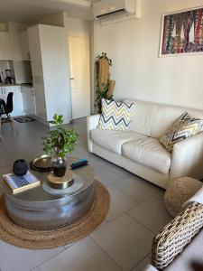 Appartements Beau 2P, tres equipe, localisation parfaite/AC : photos des chambres