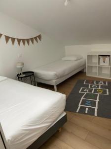 Hotels Cit'Hotel Le Chene Vert : photos des chambres