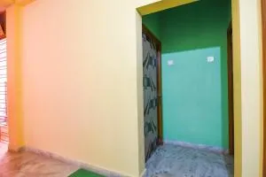 SPOT ON Hotel O Maa Rakhakali Bhawan - Sāntrāgāchi