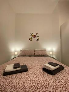 Elegant & Chic Navigli Apartment