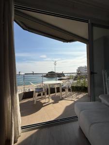 Apartamento primera línia de mar