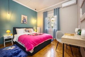 Magic Moments Near The Acropolis