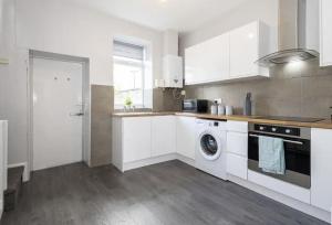 Cosy 2 Bed House for Contractors