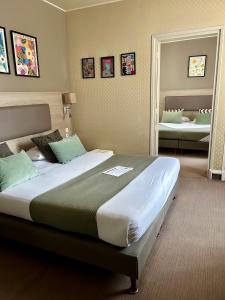 Hotels Cit'Hotel le Challonge : photos des chambres