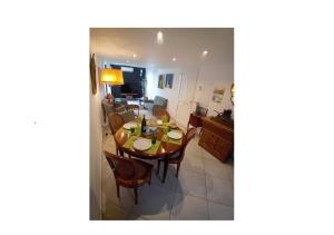 Appartements Superbe T3 en villa , entree sud de bastia ( Furiani ) : photos des chambres