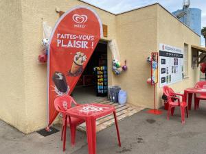 Campings Mobilhome 3 chambres Clim 6 Personnes : photos des chambres