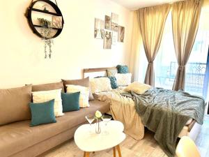 Студио в Затворен Комплекс Green