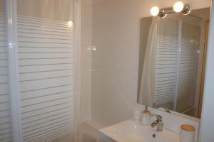 Appartements VANNES Les JARDINS DU PORT : photos des chambres