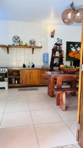 Casa Amarela na praia para 13 pessoas