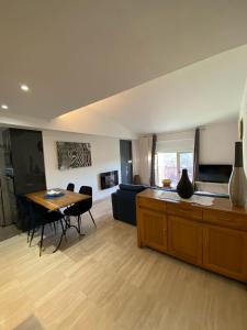 Appartements Le grand Castille : photos des chambres