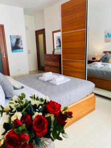 St Julians Cute Holiday Apartment with side seaview