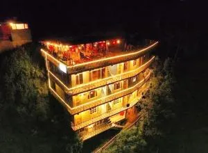 Asteria hotel - Bashist