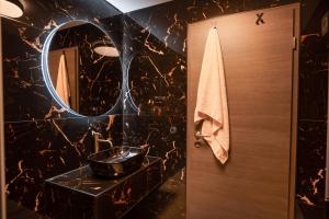 Casa Del Mar Apartments