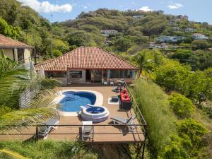 Villa Sunset - Your Sunshine Escape!