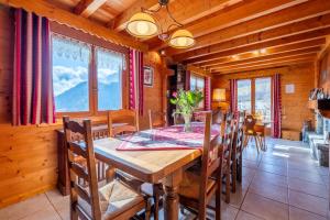 Chalets Chalet Cosy - 8 pers, Outdoors & Mountain View : photos des chambres
