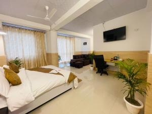 Hotel Relax Inn- Noida Sector 27- Managed by Oxygen Hospitality