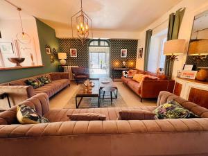 Maisons de vacances Moulin piscine spa tennis petanque billard 8 chambres : photos des chambres