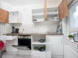 Livemore24 - Apartment 2 in Herten West 24-7 Check-in