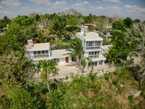 Casa del Lago - Xul-Ha