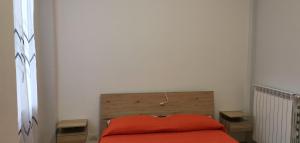 CAV Bleu Safir by People