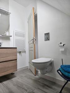 Appartements Studio neuf a proximite de Saint-Malo, a 2km des plus belles plages de la cote d-Emeraude : photos des chambres
