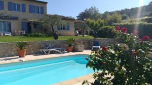 Villas Jylloue, Villa avec piscine privee a MOUGINS, proche ROYAL MOUGINS GOLF AND SPA : Villa avec Piscine Privée