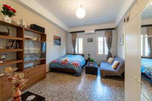 Acropolis Quiet House