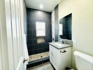 2BR Retreat Near Balboa Park