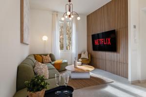 Nice Renting - 8BONAPARTE - Architect Loft Luxury 4 Bedrooms View Place du Pin