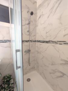 Appartements Appartement vue sur mer & le port de Courseulles-sur-Mer : photos des chambres