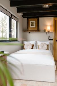 CRASHNSTAY - Wachtpost 20